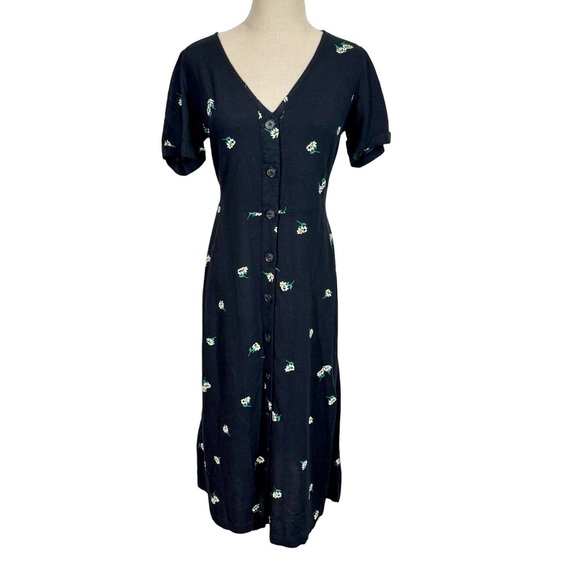 Old Navy Black Floral Midi Dress - Picture 5 of 13